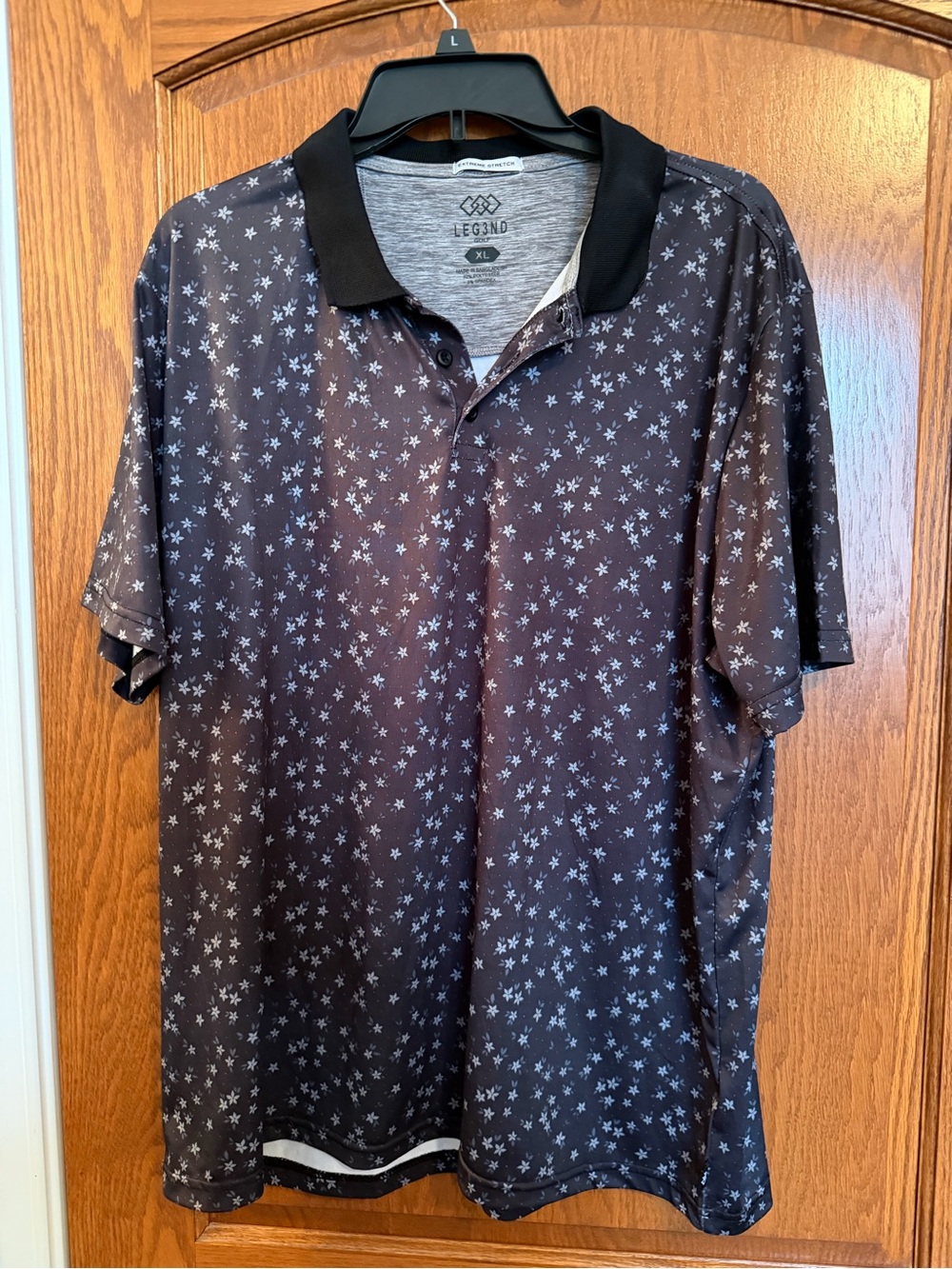 LEG3ND Men’s Black Star-Pattern Polo